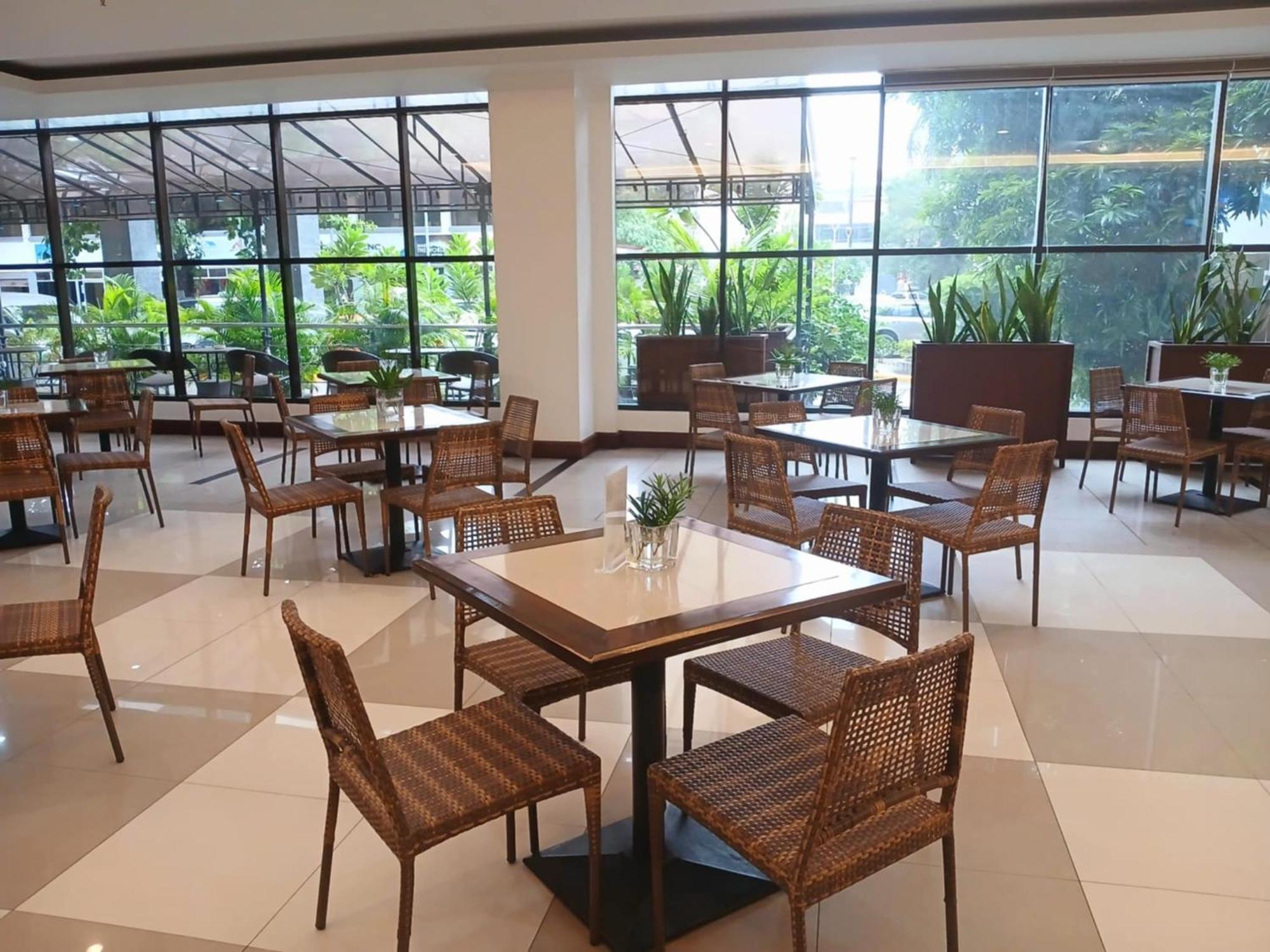 Dohera Hotel Cebu Εξωτερικό φωτογραφία