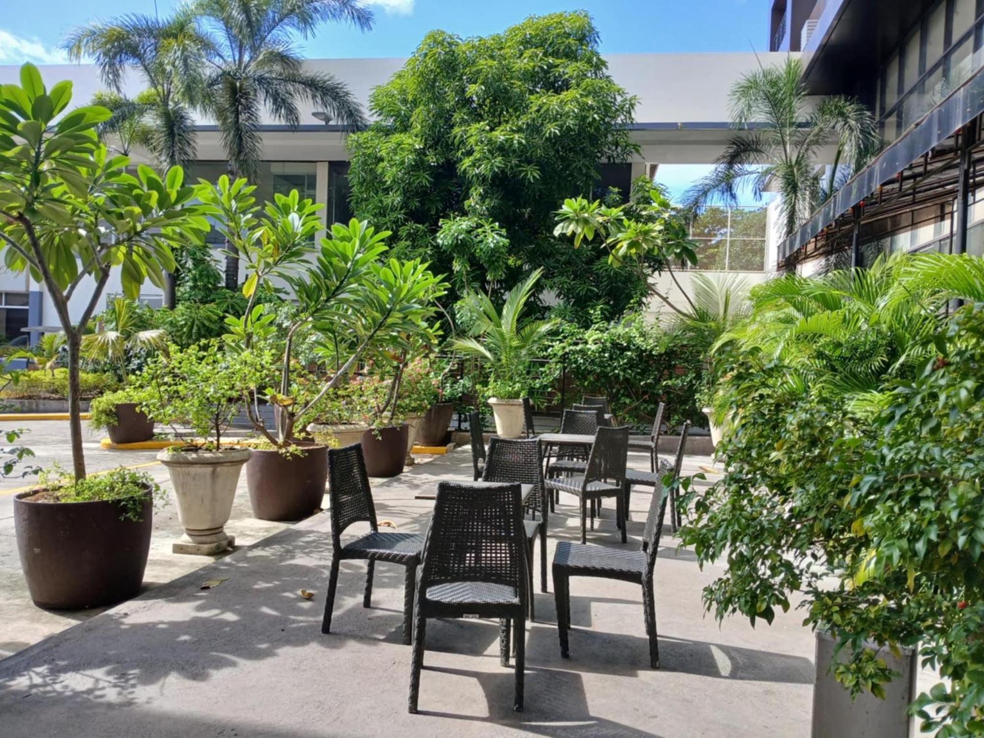 Dohera Hotel Cebu Εξωτερικό φωτογραφία